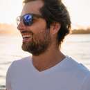 Handsome, tall and tanned guy wants to meet shy woman in SF Bay Area